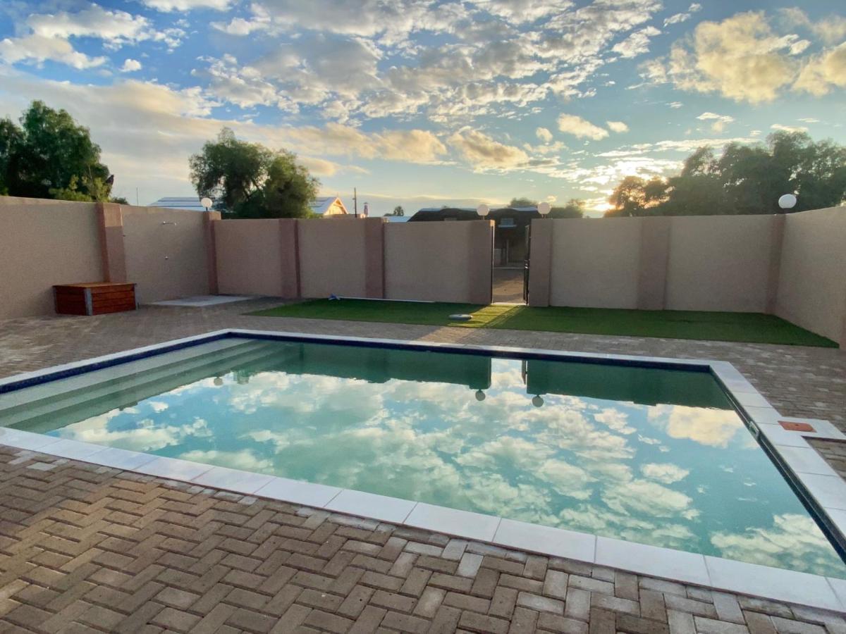 Schuetzenhaus Guesthouse Keetmanshoop Kültér fotó