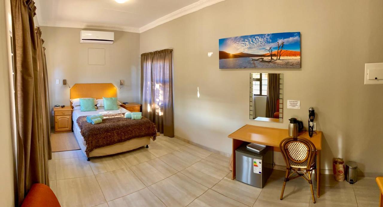 Schuetzenhaus Guesthouse Keetmanshoop Kültér fotó