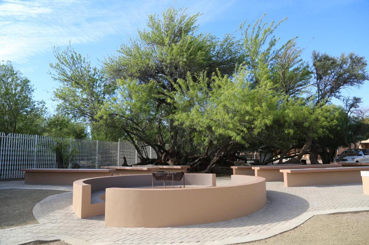 Schuetzenhaus Guesthouse Keetmanshoop Kültér fotó